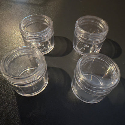 1 oz clear plastic tub with clear plastic screw lid 4 count